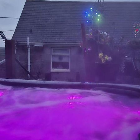 Cosy Cornish Cabin Сейнт Остел Екстериор снимка