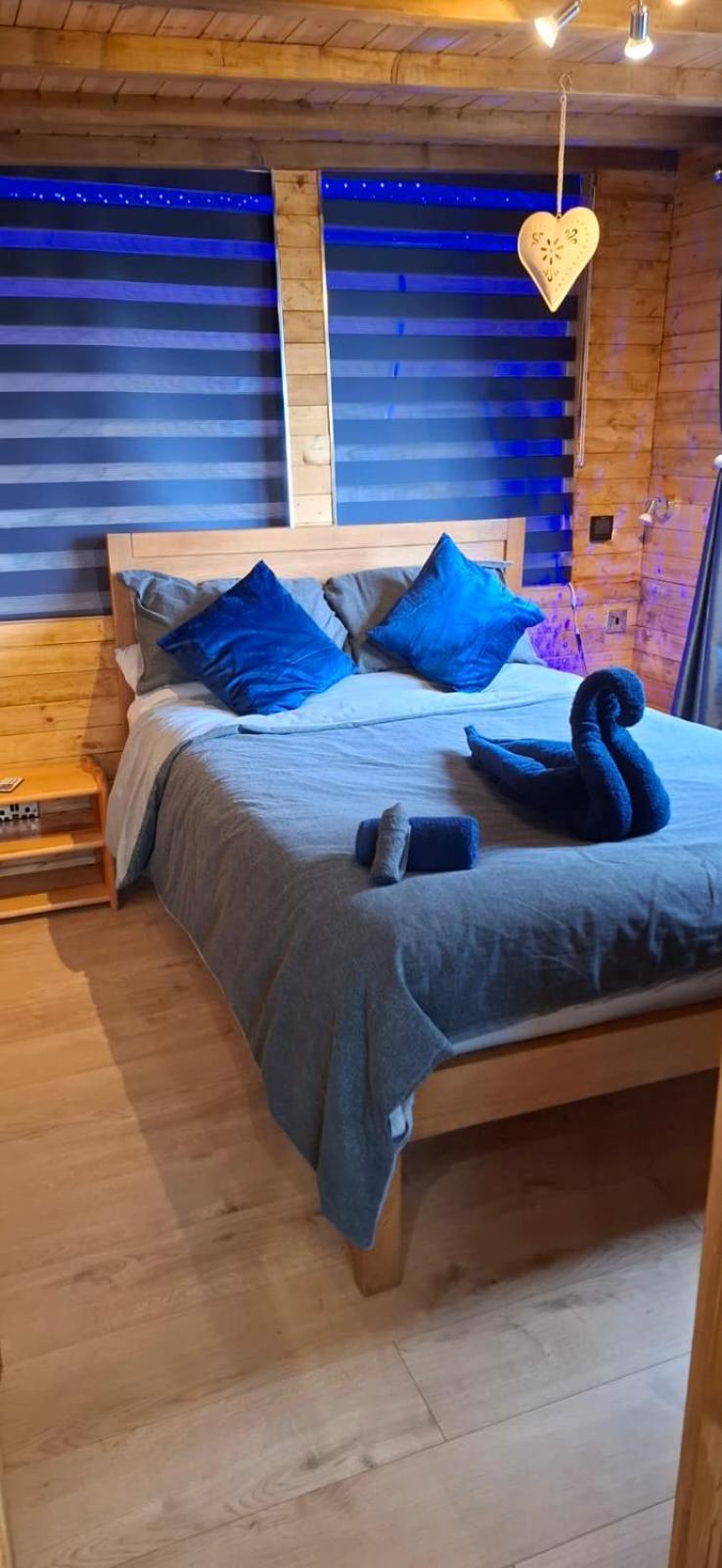 Cosy Cornish Cabin Сейнт Остел Екстериор снимка