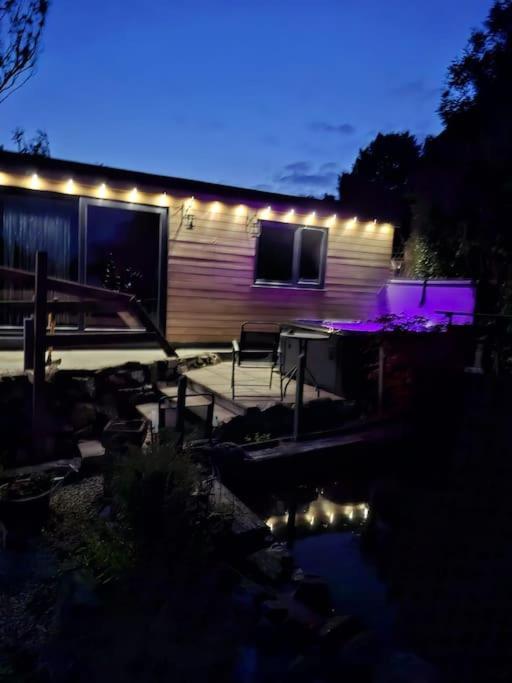 Cosy Cornish Cabin Сейнт Остел Екстериор снимка